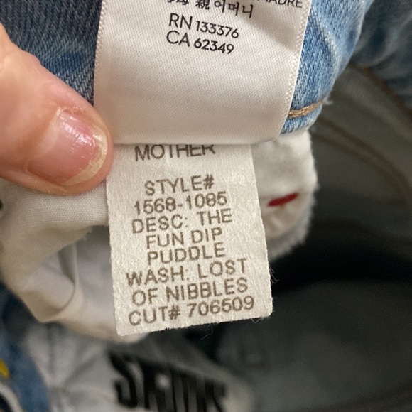 NWT MOTHER Snacks! The Fun Dip Puddle in Lots of Nibbles wash size 29 - Picture 13 of 14